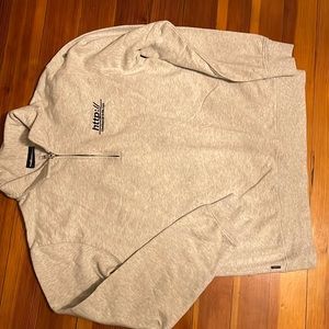 The Hundreds 1/4 Zip Top Size M